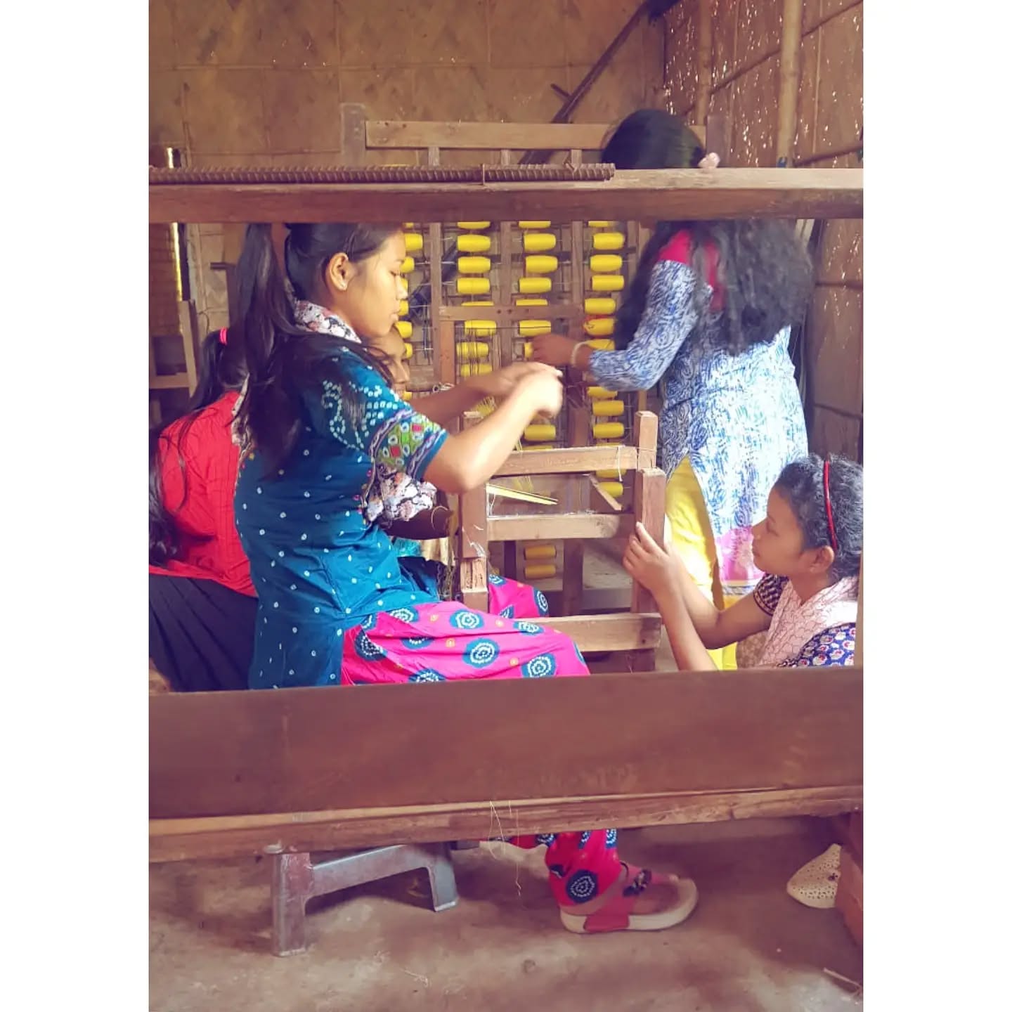 #internationaldayofruralwomen #empowerwomen #ruralwomen #handloom #SnehaKarmaFDN